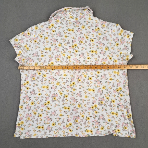 Laura Ashley Pajama Set Medium White Pink Sunflowers Top Shorts Women's EUC - Picture 6 of 13